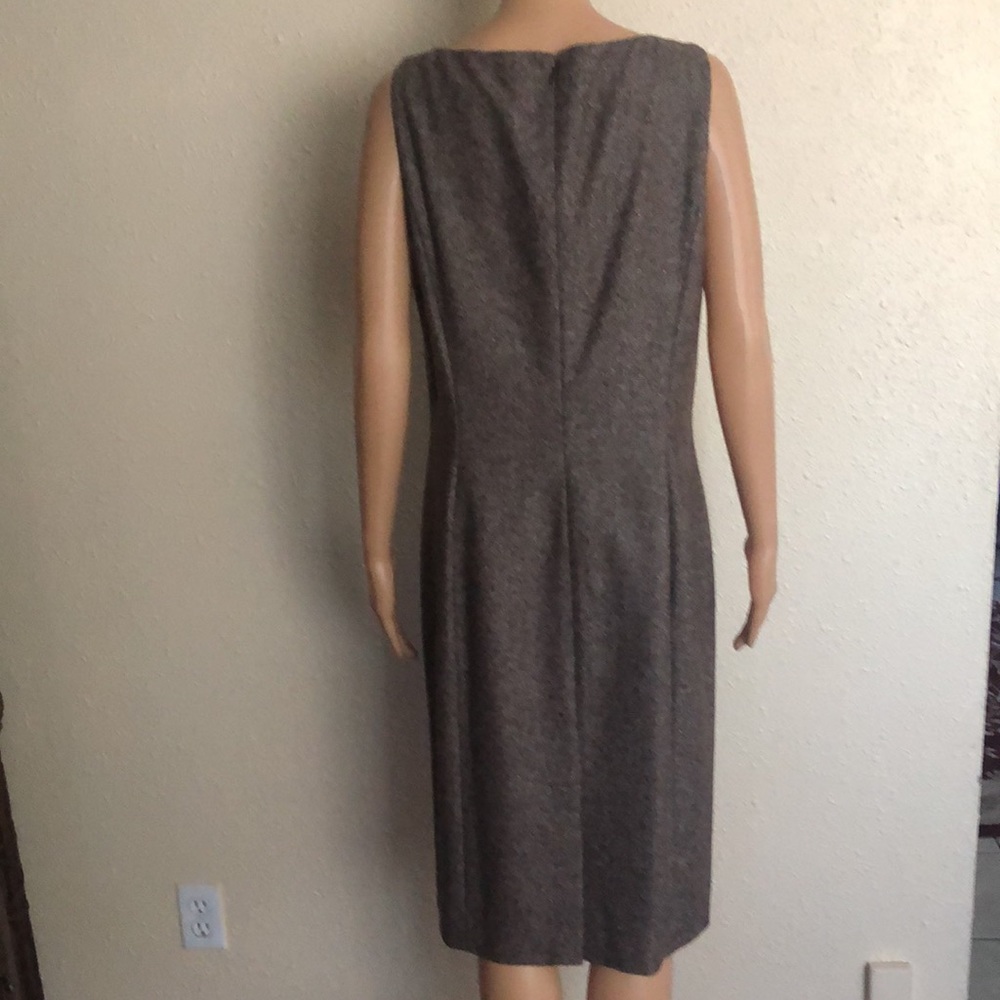 Ann Taylor Dress - Picture 3 of 9